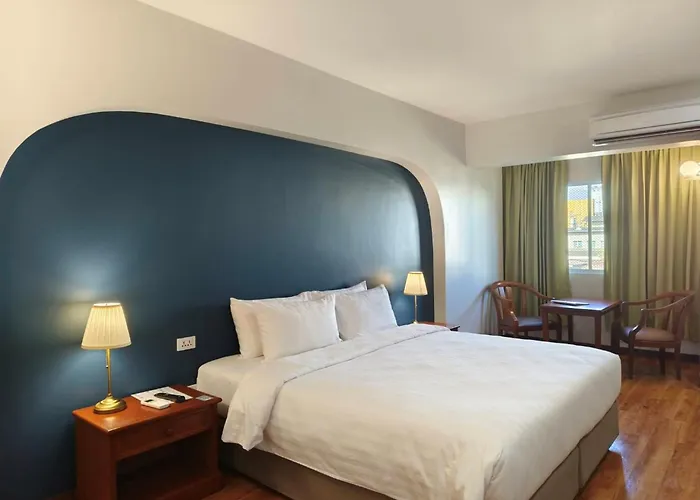 Regent Ramkhamhaeng 22 Hotel